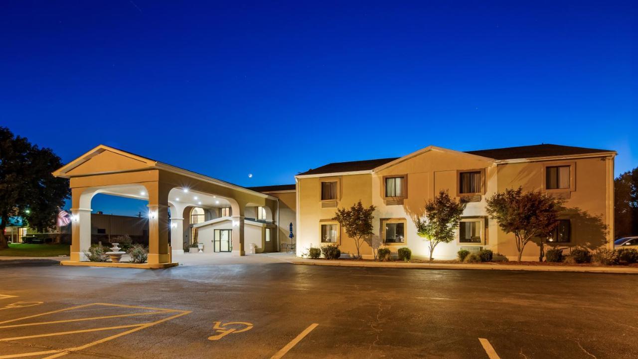 Hotel Lincoln Inn On Route 66 And Near I-55 מראה חיצוני תמונה